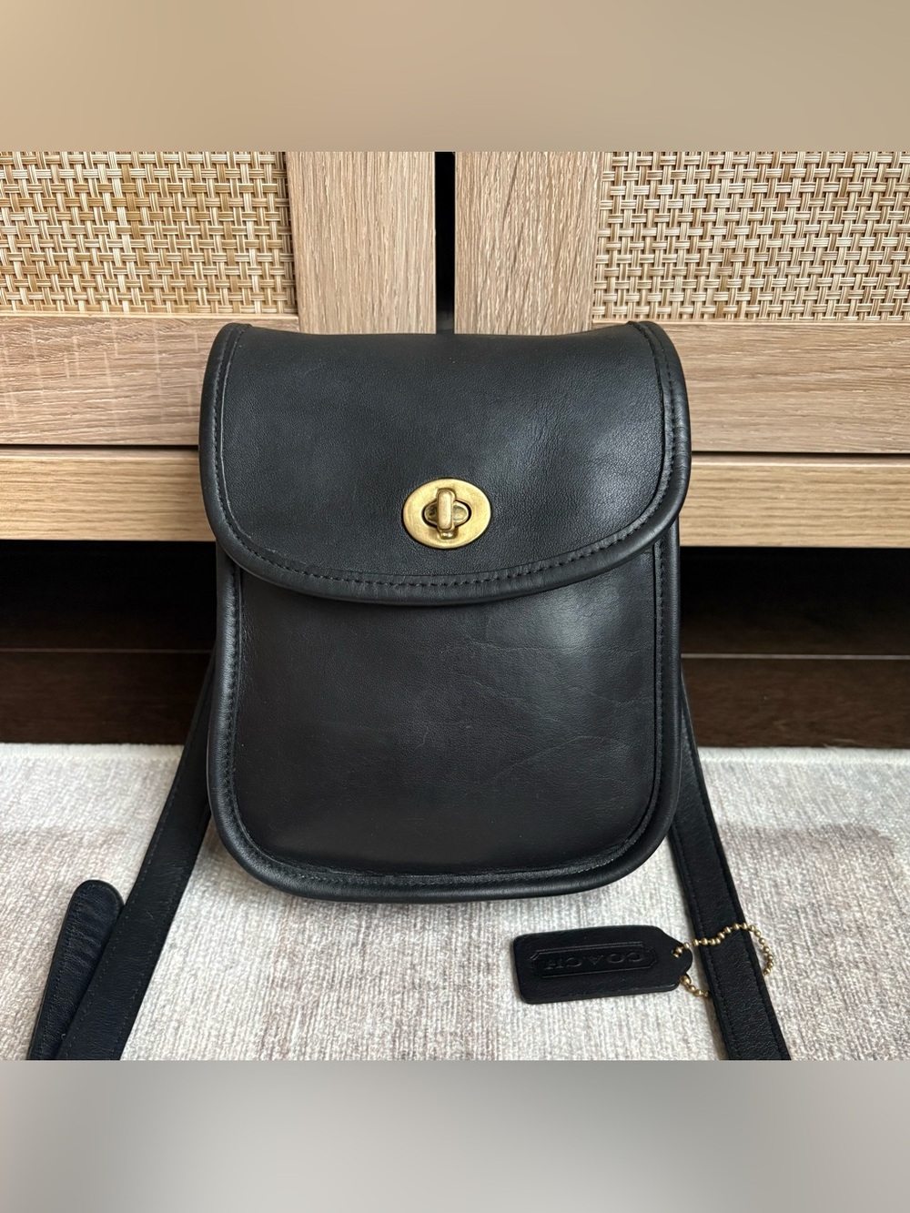 COACH Vintage Sidepack Black Leather Crossbody Shoulder Bag Handbag Purse 9978